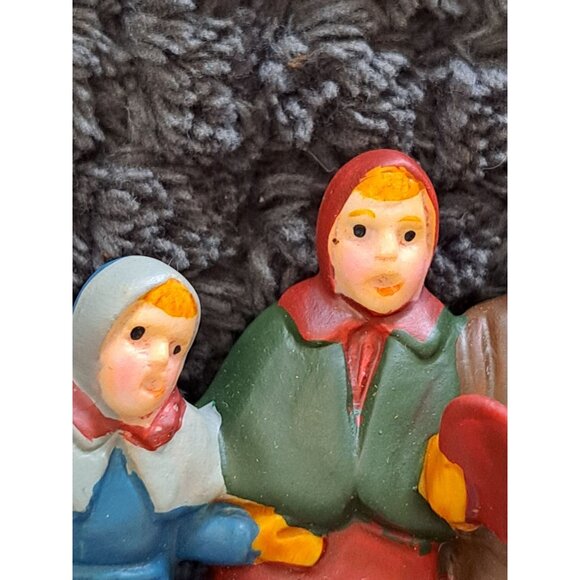 Vintage Dept 56 Christmas Carolers Figurine 2" Made Taiwan Holiday Collectible - Picture 3 of 7